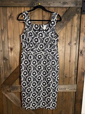 Sleeveless Black and White Floral Midi Dress 💯 Cotton
